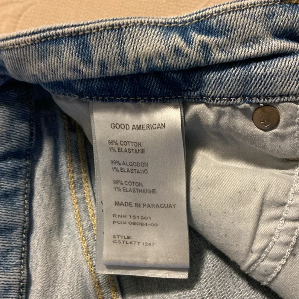 Good American High Rise Light Wash Factory Distressed Women's Blue Jeans…